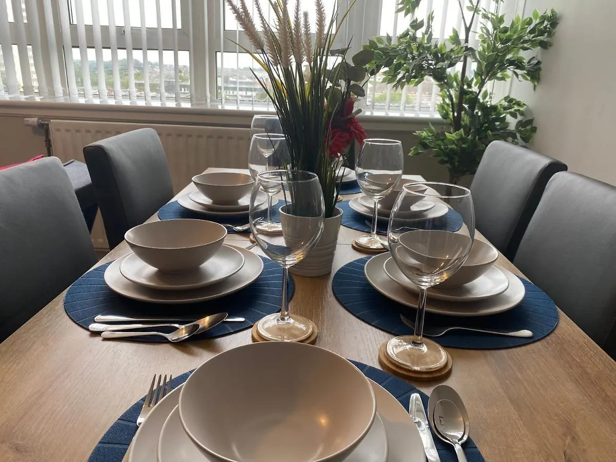 Pandon Court - Lovely 2 Bedroom Flat Near Newcastle City Centre Apartmán